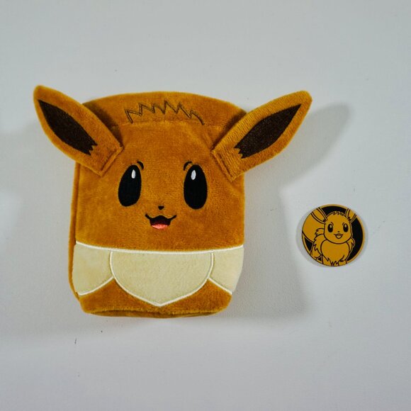 Pokemon Prismatic Evolutions Eevee Accessory Pouch - Brand New - Picture 2 of 3